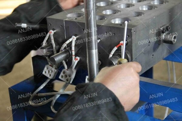 Semi-Automatic Ice Cream Cone Making Machine Wafer Cone Machine (AJ-WH32) - Image 3