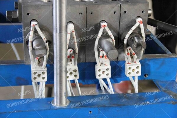Semi-Automatic Ice Cream Cone Making Machine Wafer Cone Machine (AJ-WH32) - Image 4