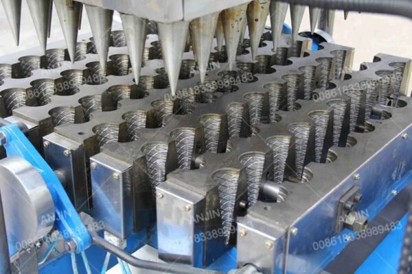 Semi-Automatic Ice Cream Cone Making Machine Wafer Cone Machine (AJ-WH32) - Image 8