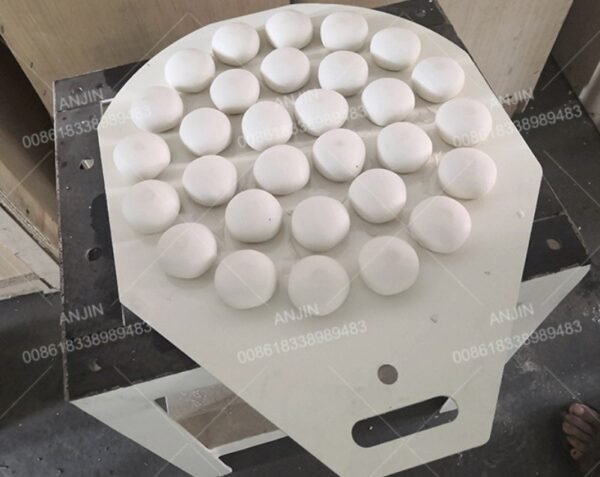Manually Dough Dividing Rounding Machine - Image 4