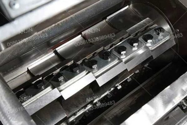 Automatic Cocoa Cake Crushing Machine Cocoa Cake Crusher Pulverizer - Image 4