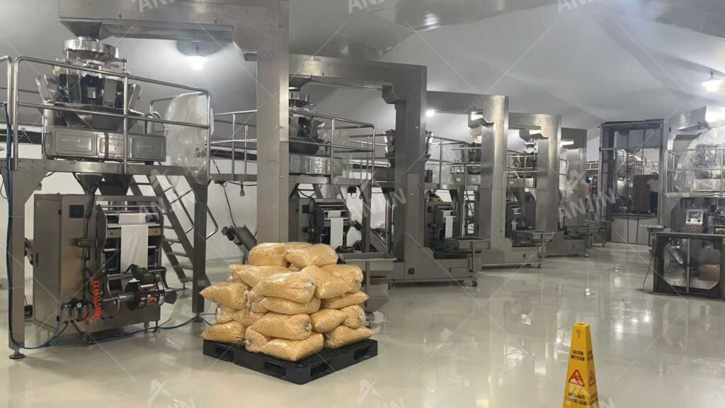 Multi head weighing packing machine